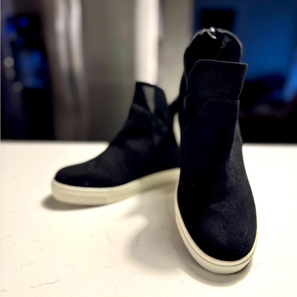Comfort EST 1946 Black Ankle Boots with zipper closure back for Women size 10 - Picture 1 of 12